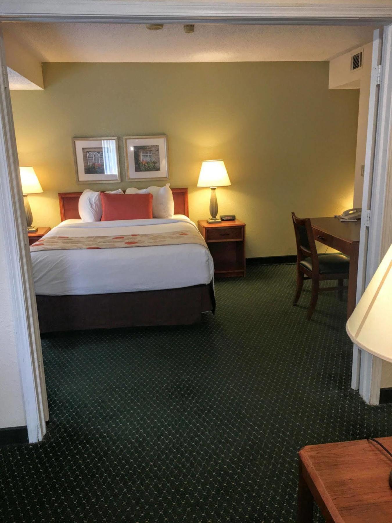Fairbridge Inn & Suites - Akron Copley Township - West Экстерьер фото