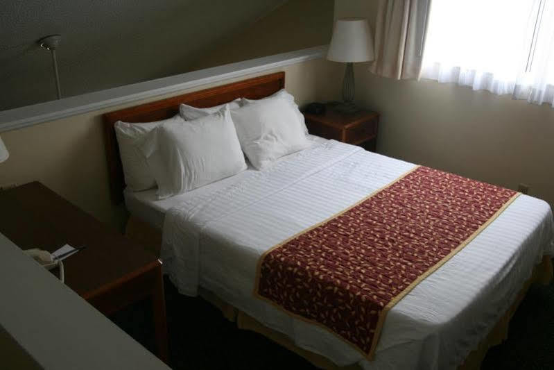 Fairbridge Inn & Suites - Akron Copley Township - West Экстерьер фото